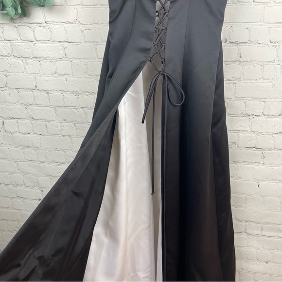 BETSY & ADAM by Jaslene Women Vintage Black Overlay Evening Gown size 10 - Picture 6 of 8